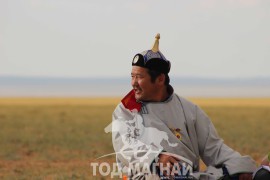 Аймгийн Алдарт уяач Н.Амгалан:” Сүүлийн үеийн тоног төхөөрөмж бүхий адууны эмнэлэг барьна”