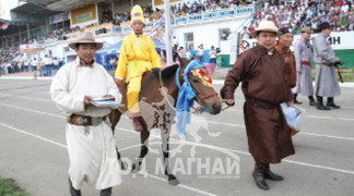 Ө.Мөнхтайван: Уяач гэдэг алдрын цаана Монгол хүн шүү гэсэн омогшил байдаг