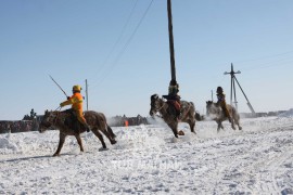 Сүхбаатарын аварга хүлэг шалгаруулах уралдааны их нас