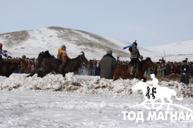 “Дүнжингаравын хурд-2012” уралдааны хурдан азаргануудын дэлгэрэнгүй танилцуулга