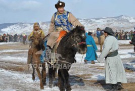 “Дүнжингаравын хурд- 2012” хаврын бүсийн уралдааны хурдан соёолонгууд барианы зурхайд