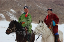 МУ-ын Алдарт уяач Ж.Санжаа: Миний хүрэн азарга долоо түрүүлж, дөрөв айрагдсан адуу