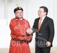 Увс аймгийн Зүүнговь сумын уугуул МУ-ын Манлай уяач Бичээрэйн Далай