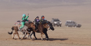 “Дэлтэй цэнхэр”МСУХ-ны төвийн бүсийн уралдаанаас...