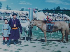 “Гурван хүрэн” МСУХ-ны дэд тэргүүн, сумын Алдарт уяач Л.ЭРДЭНЭБААТАР: Эр хүн сайн адуу авч өөрийгөө улам чангалах ёстой юм билээ