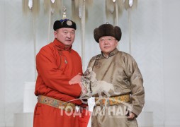Монгол Улсын Алдарт уяач Т.Ихбаяр