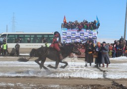 М.Ариунболдын хээр