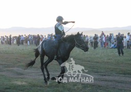 Долоо- Г.Ганбаатарын хар 