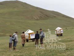 ШАЛГУУР ӨНДӨР ЕВРОПЫН БОСГЫГ ДАВЖ САЙШААГДСАН МОНГОЛ ГЭР