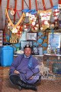 Аймгийн Алдарт уяач, аймгийн сайн малчин А.Батдэлгэр: Азарганы уяа амархан хэтэрчих гээд байдаг