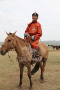 Аймгийн Алдарт уяач Р.Батнасан: Морь уяна гэдэг сургуульд сураад эзэмшдэг мэргэжил, ном уншаад хамгаалдаг эрдмийн зэрэг биш