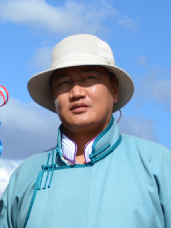  Отгонбаатар